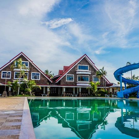 El Pescador Resort Hotel Bolinao Ngoại thất bức ảnh